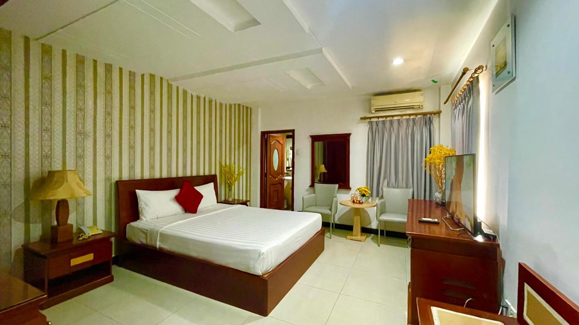 Gold Hotel, Saigon โฮจิมินห์ซิตี้ ภายนอก รูปภาพ